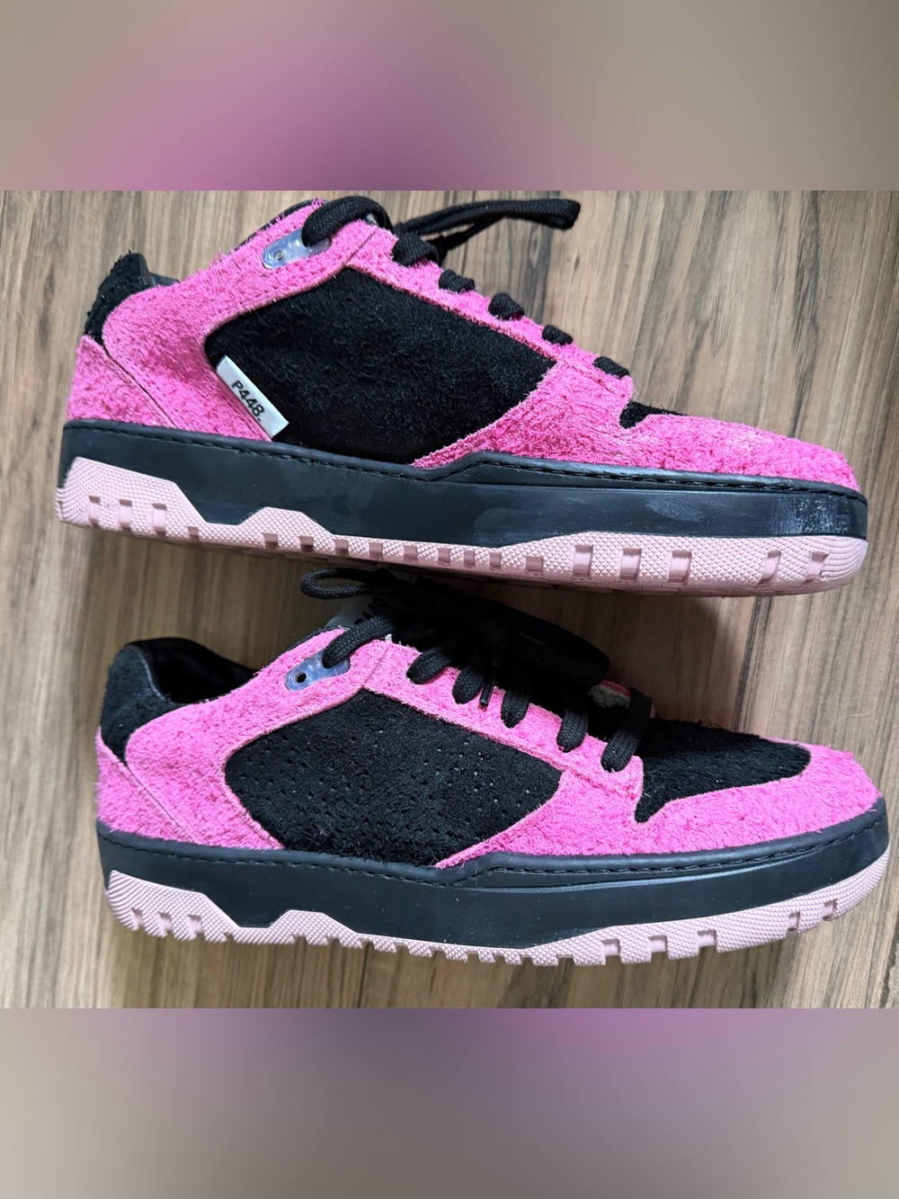 P448 pink black sneakers 38 / 7.5